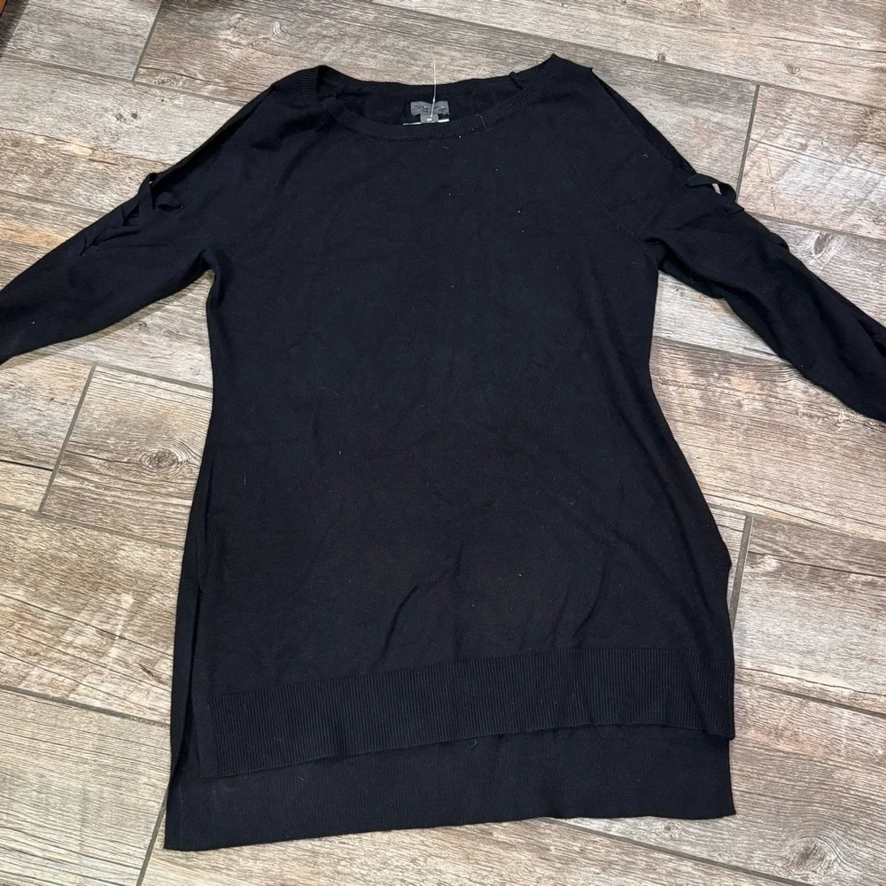 Black Long Sleeve Sweater​